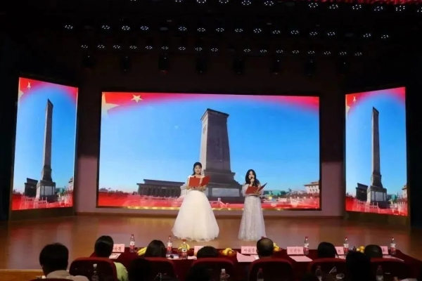 表演4.jpg