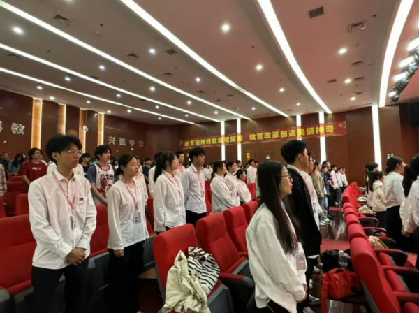 屏幕截图 2024-04-21 191940.png